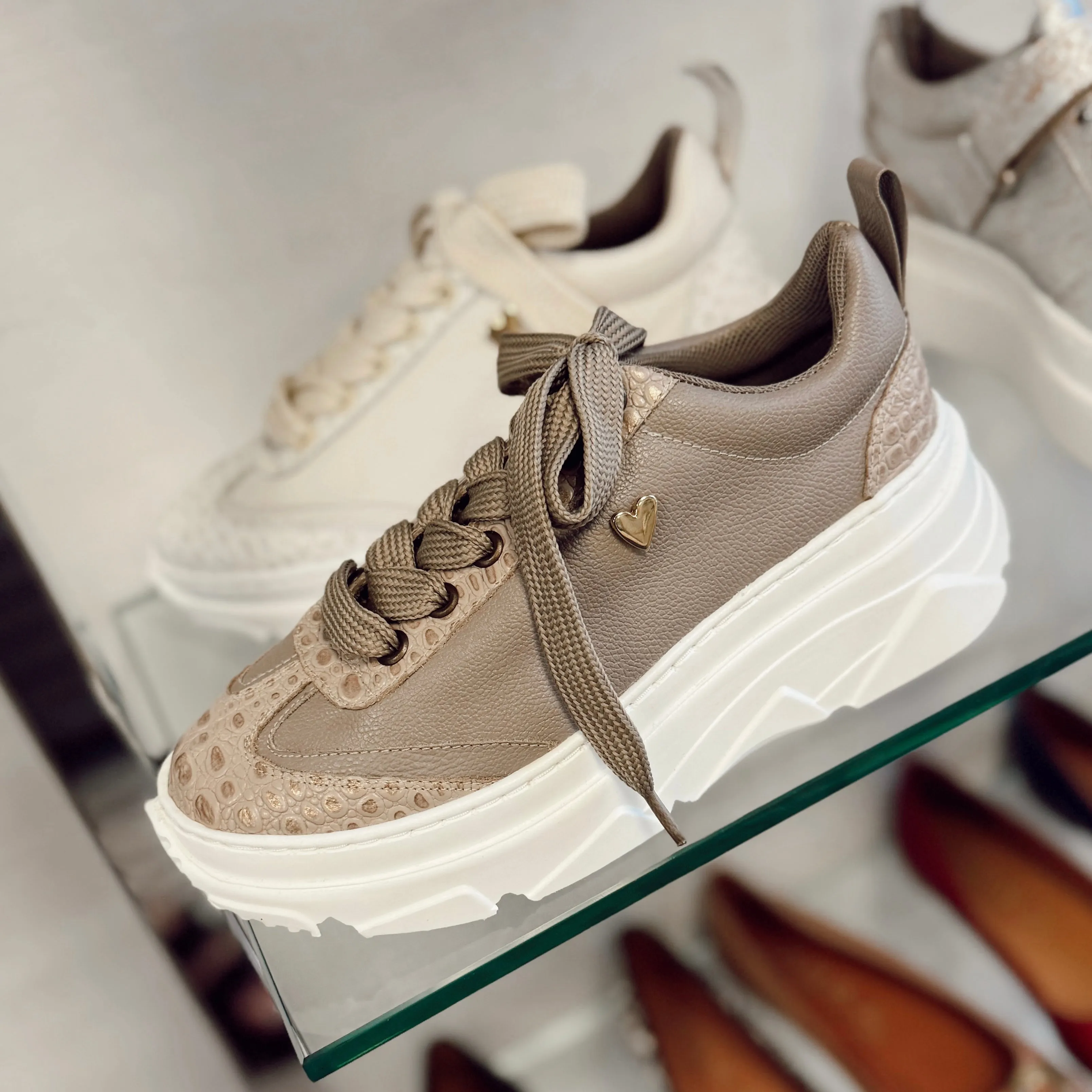 Hassi Sneakers - Taupe [ No Return - No Exchange]