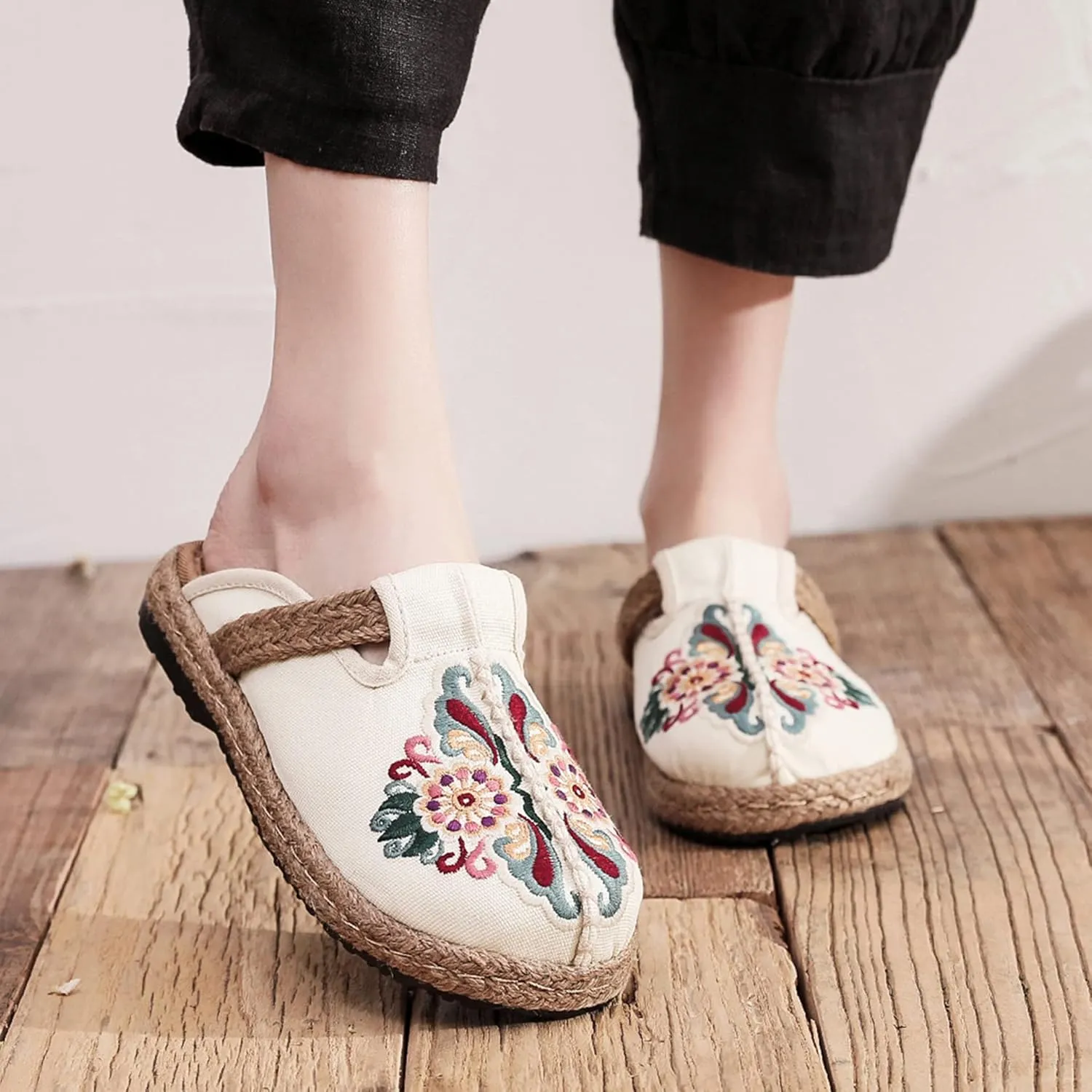 Hee grand Women's Embroidered Espadrilles Slip On Mule Slippers Ethnic Style Cotton and Linen Flats Retro Chinese Style