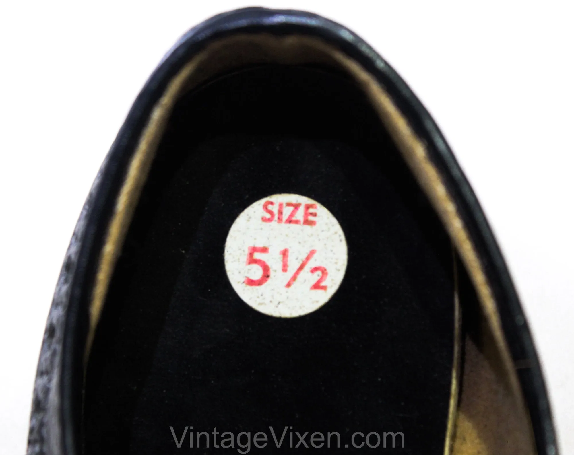 Size 5.5 Men's Oxford Wingtip Dress Shoes - Authentic 1960s Black Faux Leather with Lace Up - Mens Size 5 1/2 - Never Worn 60s Deadstock